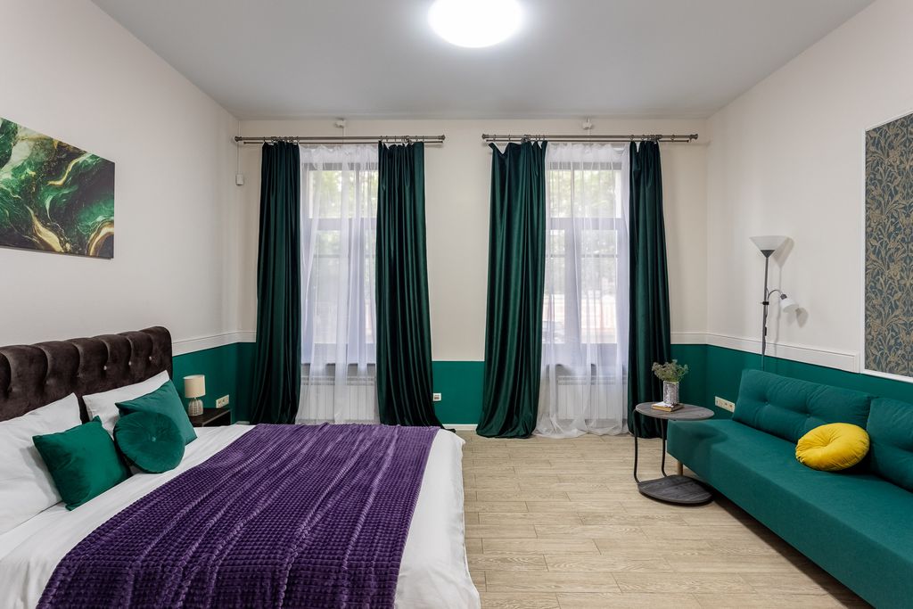 Семейный номер улучшенный с видом на город