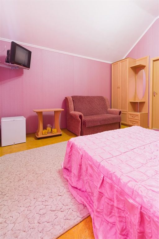 Двухместный номер с 1 кроватью 2 этаж, над магазином, № 29