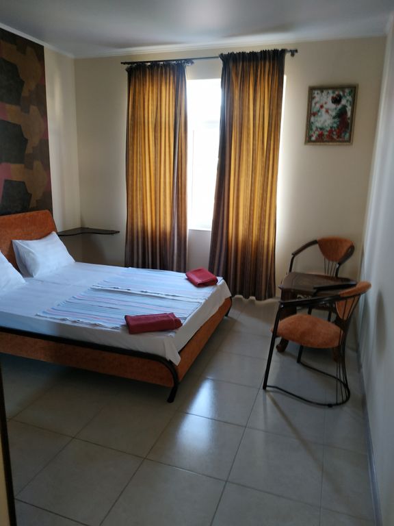 Четырёхместный номер улучшенный с видом на горы