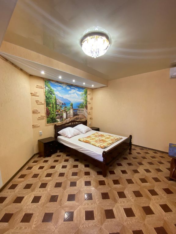 Четырёхместный номер улучшенный с видом на горы