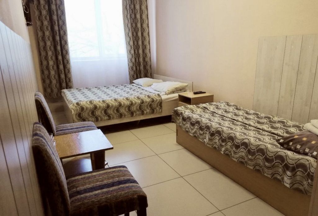 Семейный номер трёхместный