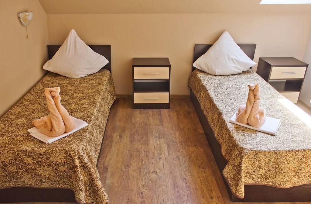 Двухместный номер с 2 отдельными кроватями эконом