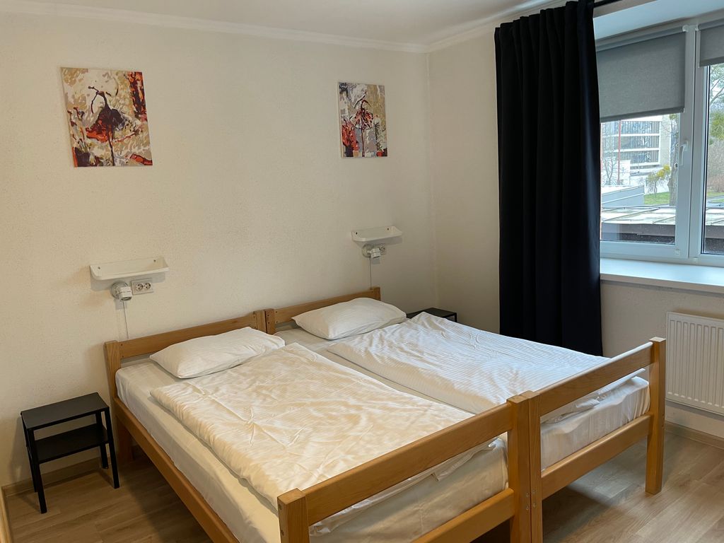 Трёхместный номер c тремя раздельными кроватями