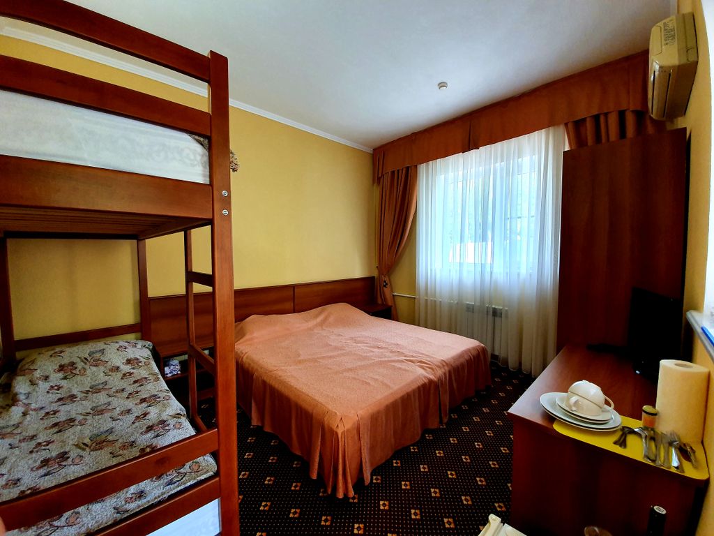 Двухместный номер с 2 отдельными кроватями стандарт с видом на горы № 31