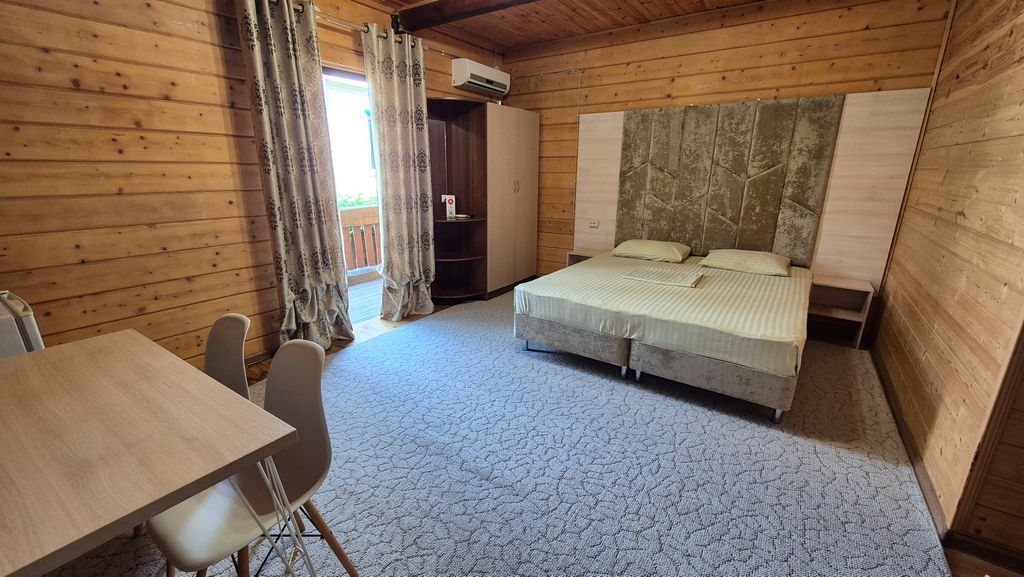 Четырёхместный номер с раздельным кроватями, стандарт