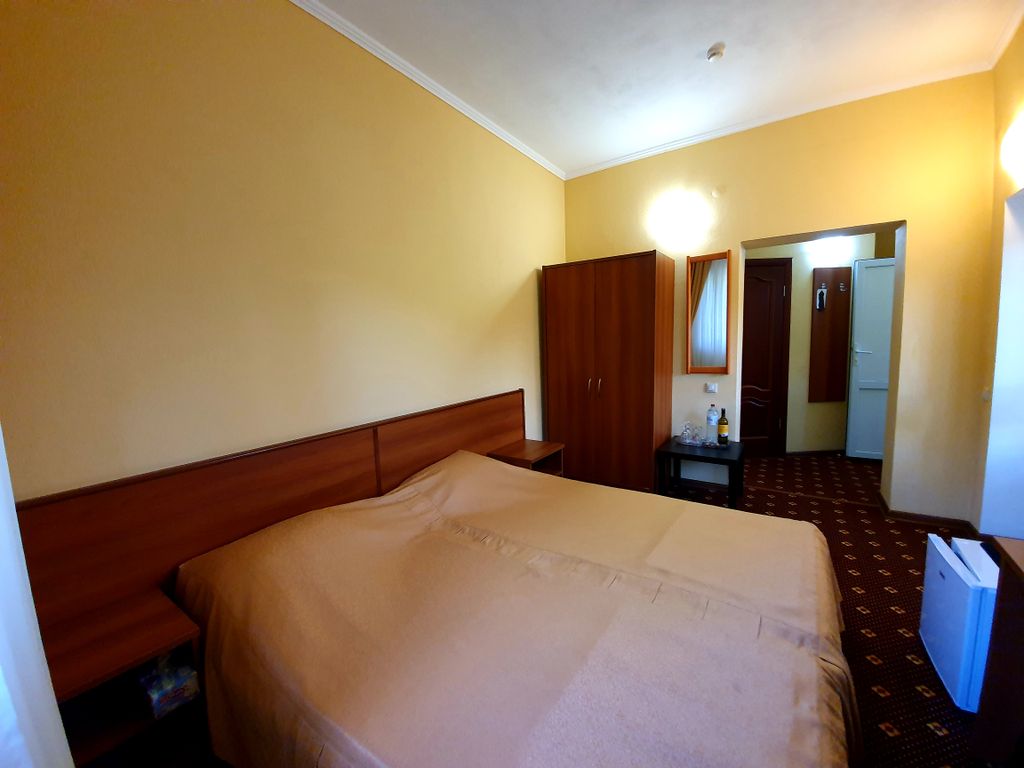 Двухместный номер с 2 отдельными кроватями стандарт с видом на город №46