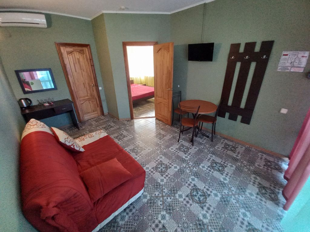 Трёхместный номер «Стандарт двухкомнатный»