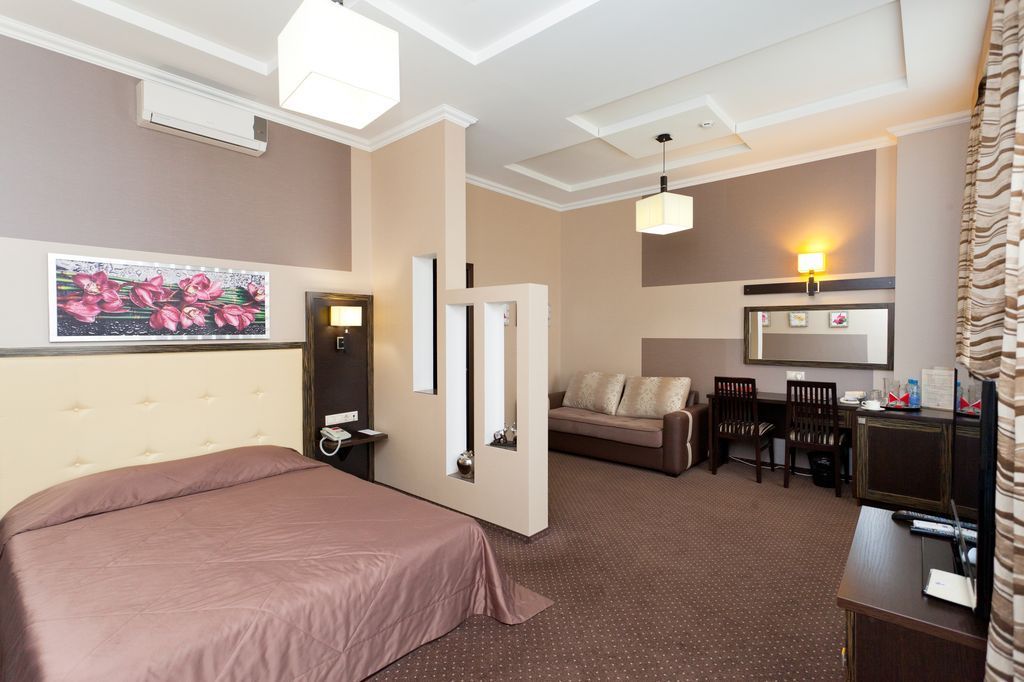 Двухместный номер с 1 кроватью люкс 2 джуниор сюит