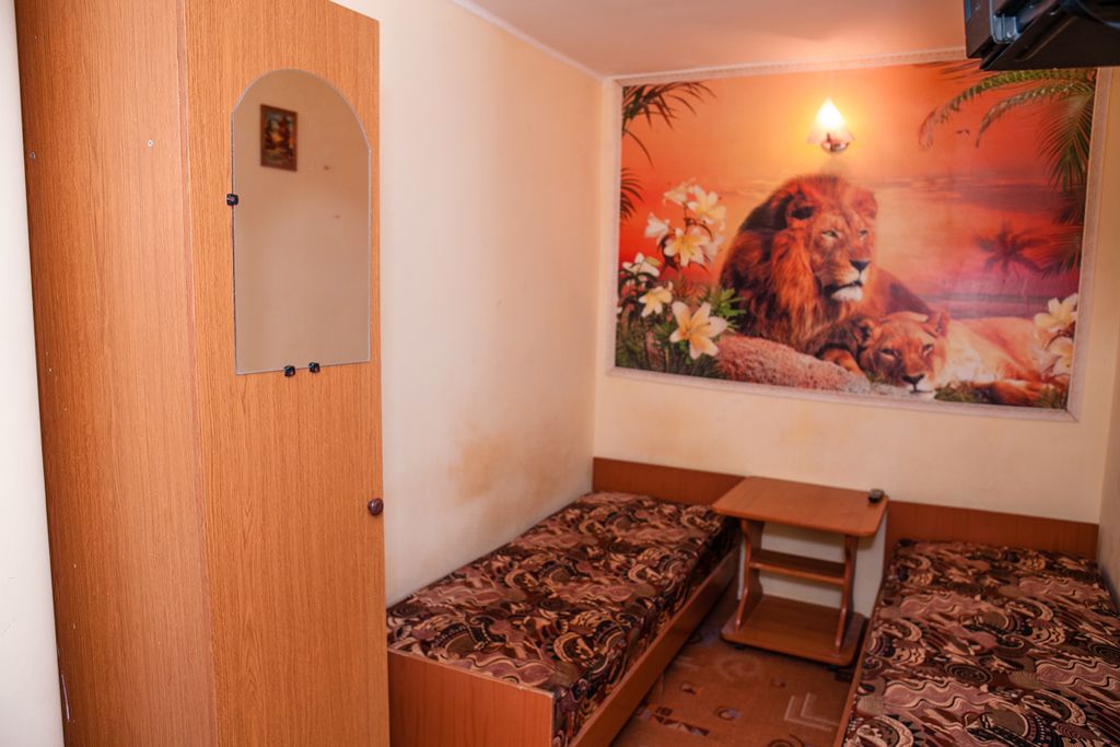 Двухместный номер с 2 отдельными кроватями эконом