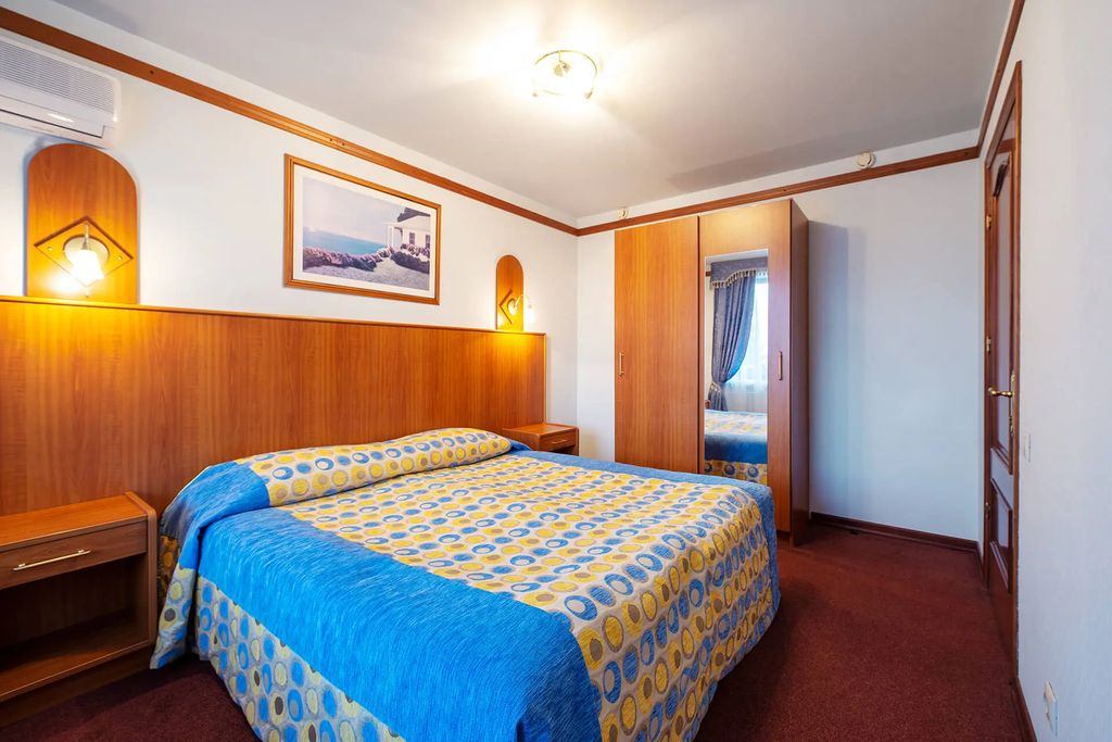 Двухместный номер с 1 кроватью полулюкс