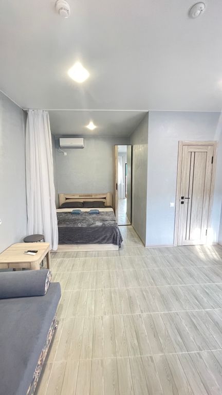 Трёхместный номер с общей  кухней