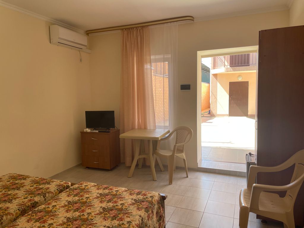 Двухместный номер с 2 отдельными кроватями эконом