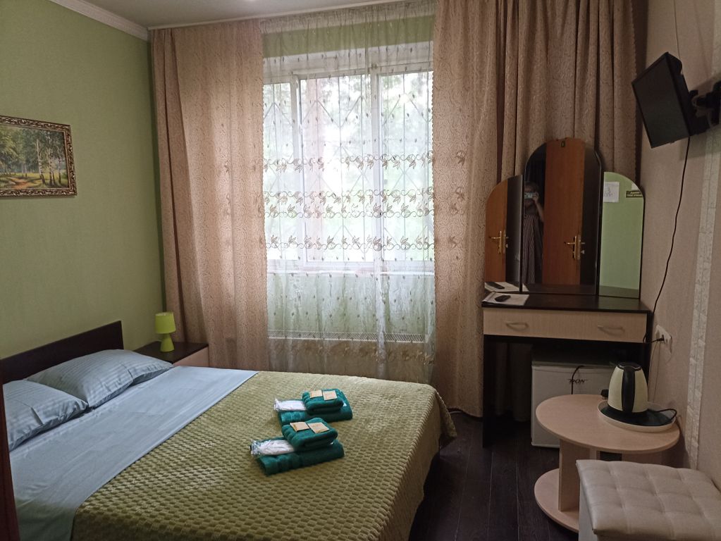 Двухместный номер с 1 кроватью эконом №4