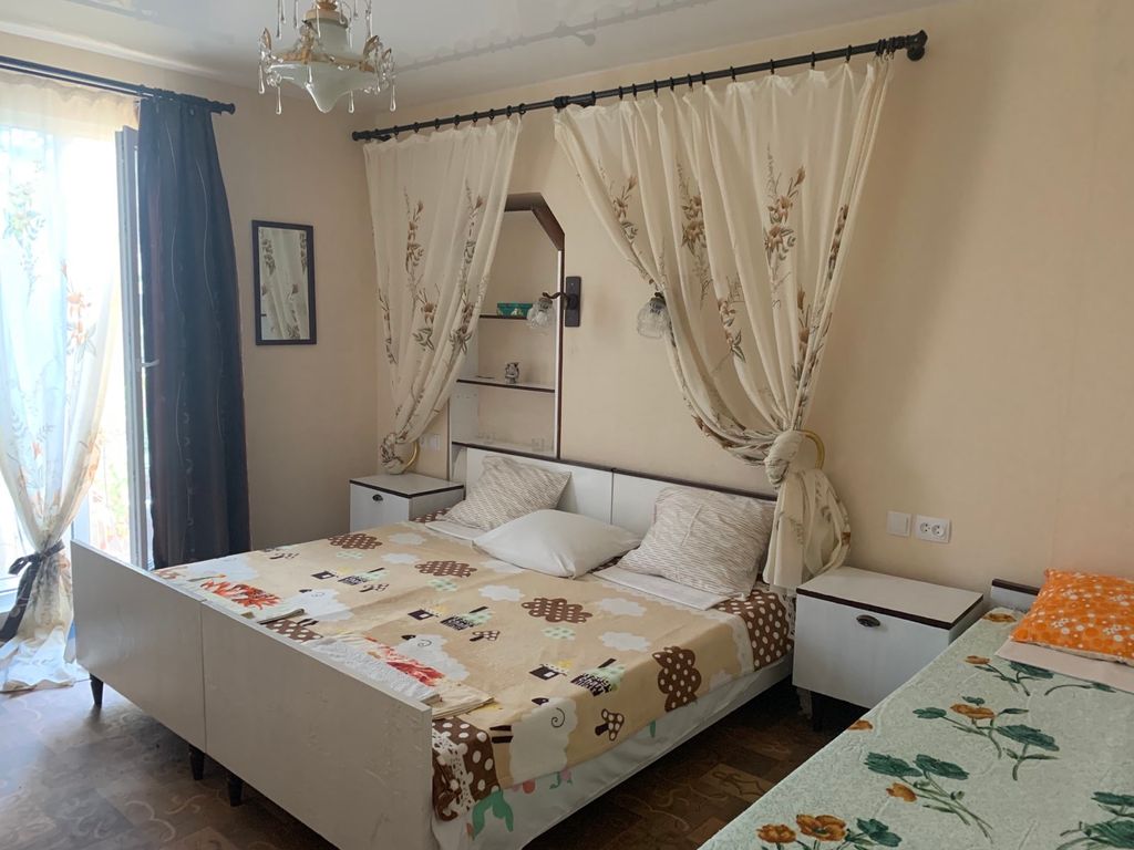 Семейный номер апартаменты 2-комнатный на 1 этаже с отдельным входом