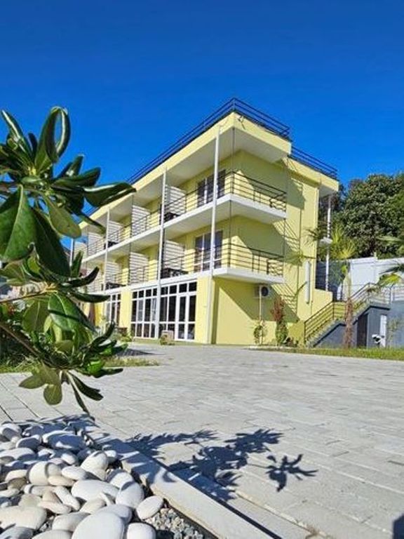 Трёхместный номер стандарт с видом на море