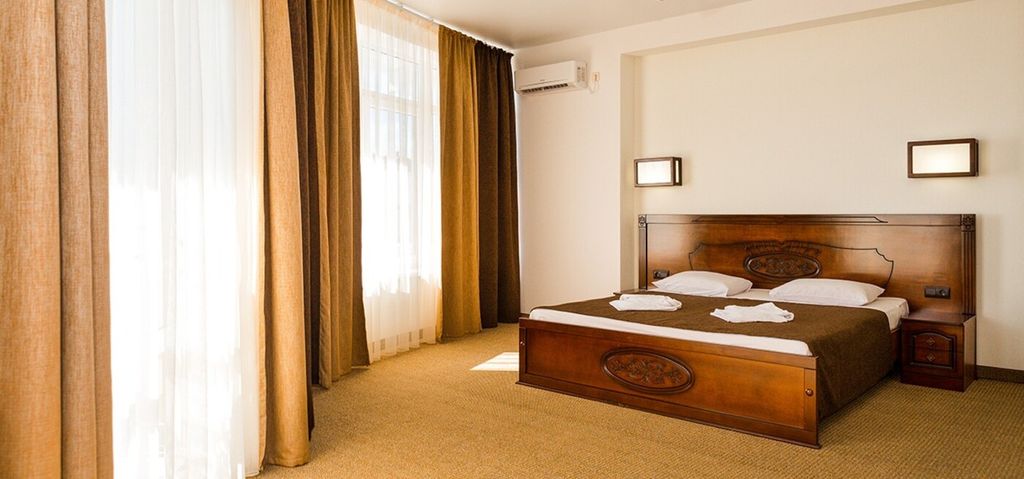 Семейный номер улучшенный с видом на море