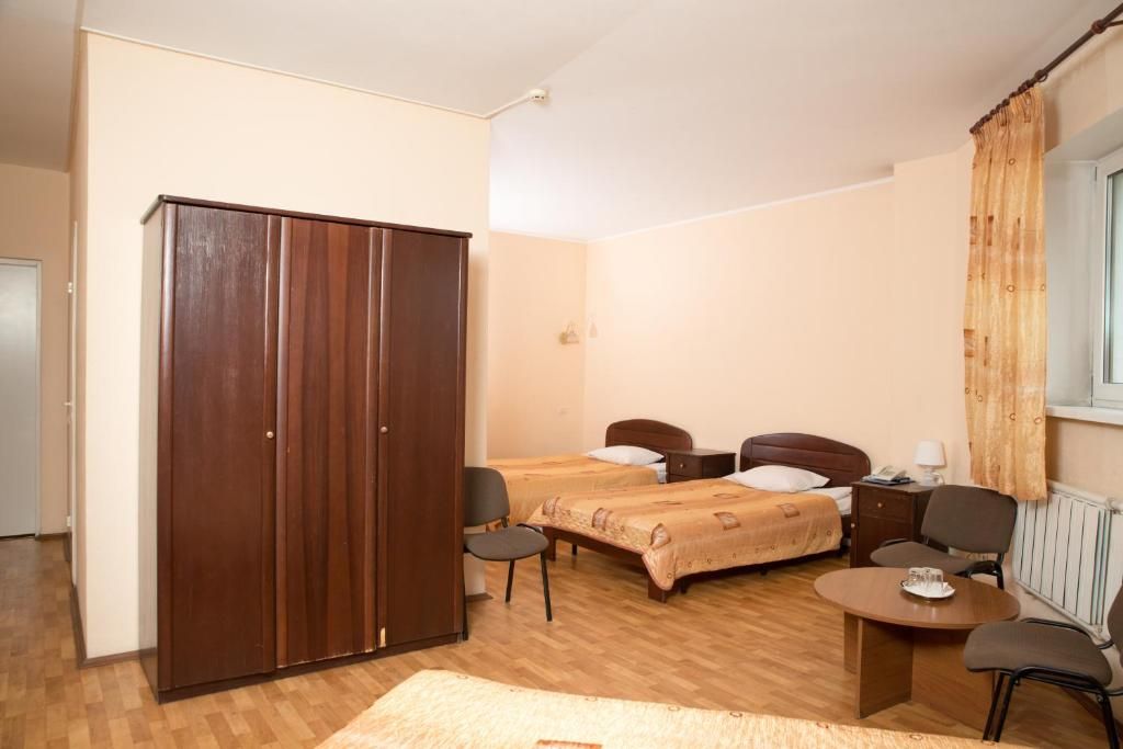 Трёхместный номер стандарт