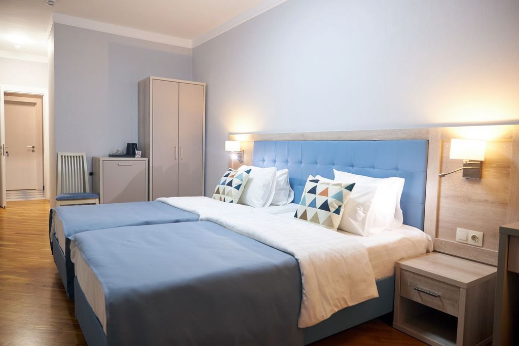 Двухместный номер с 1 кроватью или 2 раздельными стандарт улучшенный