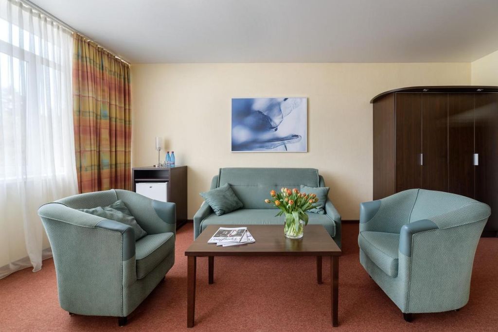 Двухместный номер с 1 кроватью джуниор сюит