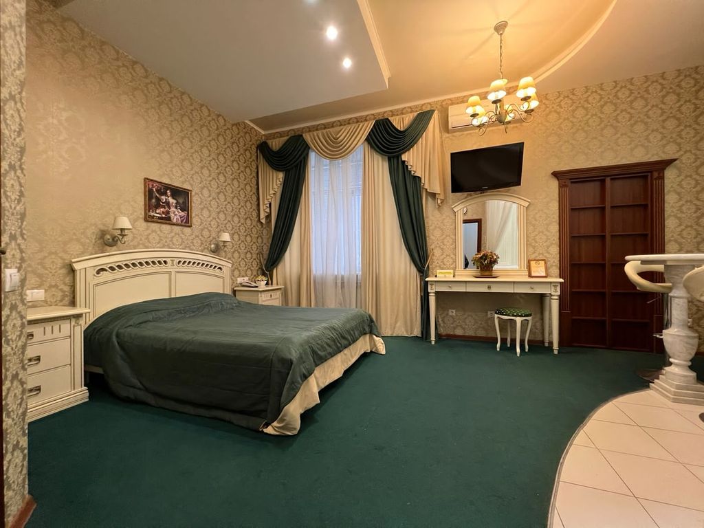 Двухместный номер с 1 кроватью люкс