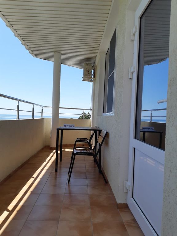 Трёхместный номер Студия люкс