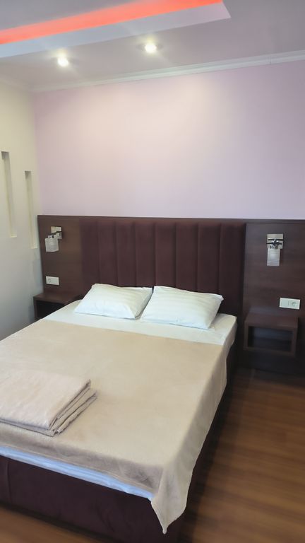 Трёхместный номер люкс