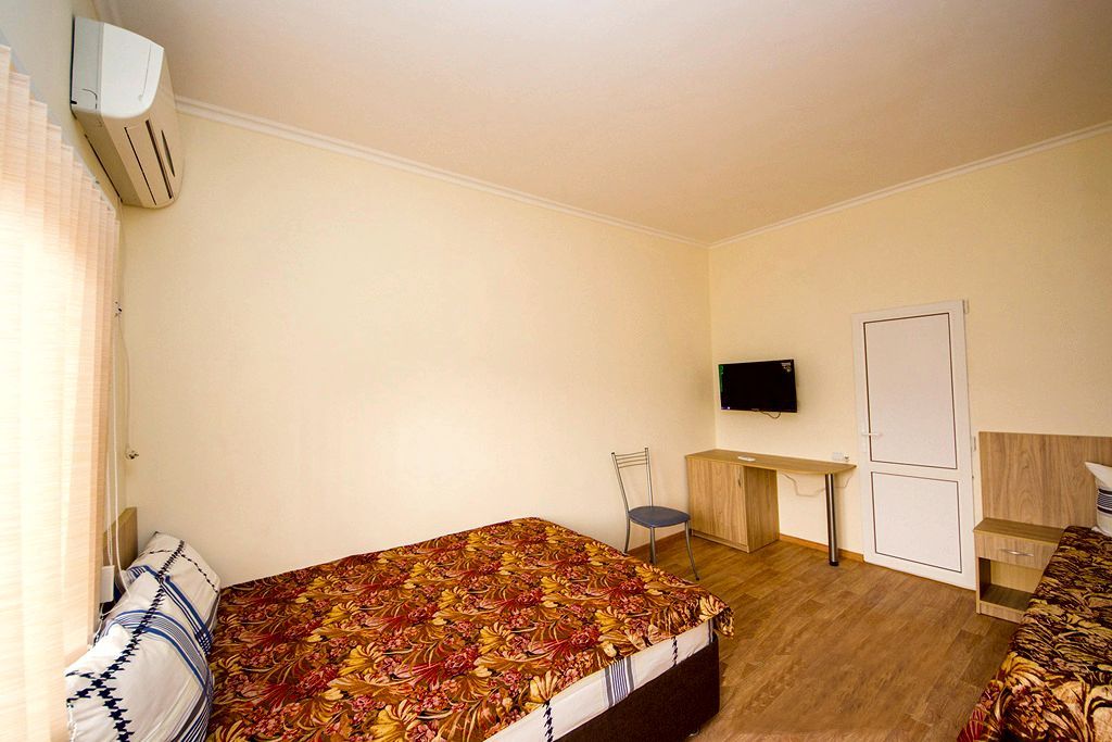 Трёхместный номер полулюкс трехместный с доп местом