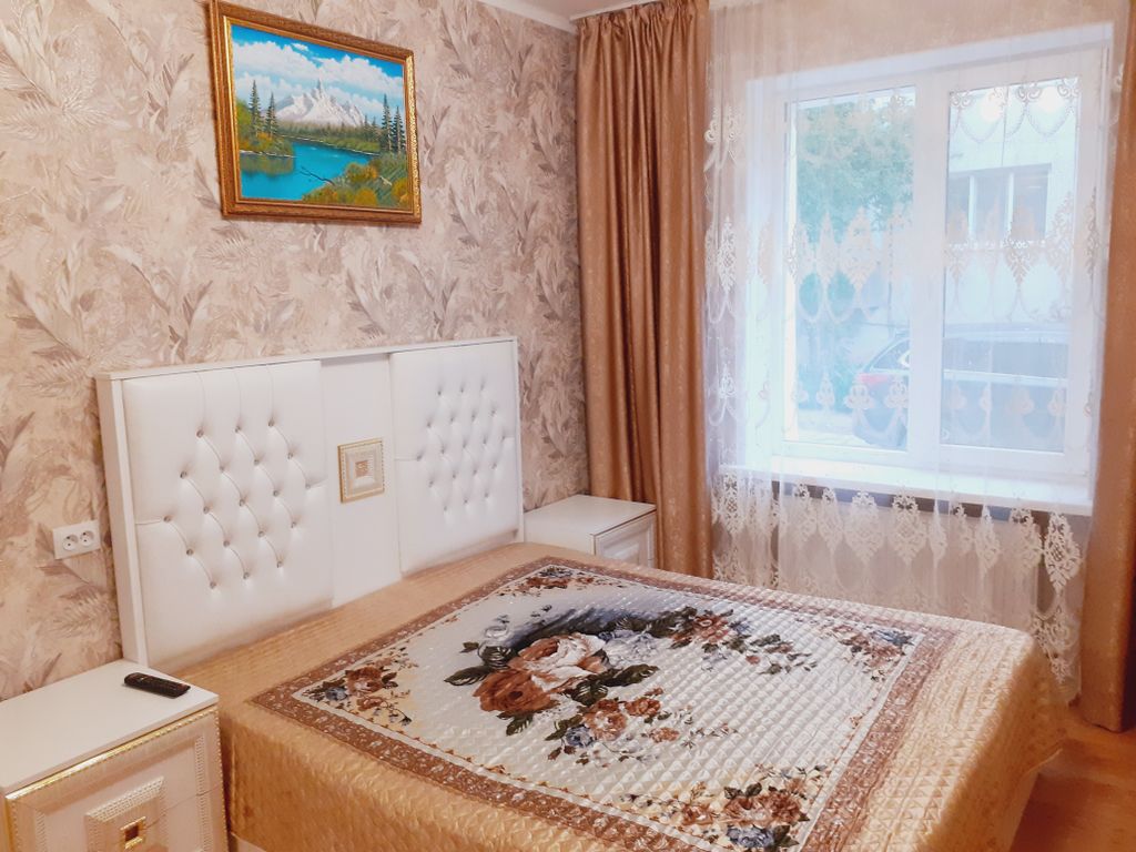 Квартира в белово. Квартира в пгт приморский снять. Однокомнатная квартира в крыму пос приморский. Снять квартиру посуточно в приморском феодосия. Пгт приморский улица приозерная снять жильё.