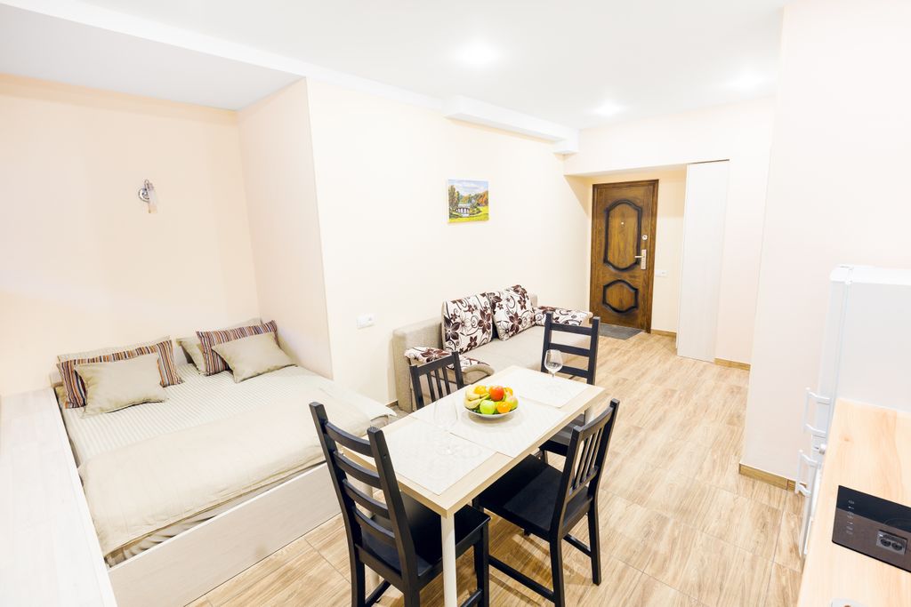 Семейный Семейный +