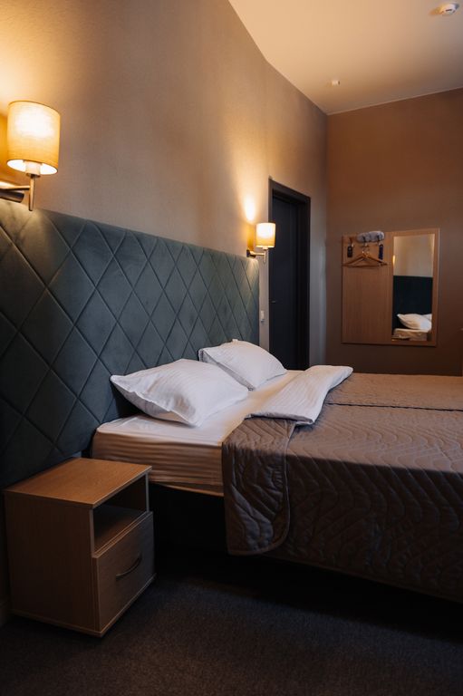 Двухместный номер с 1 кроватью комфорт с душем