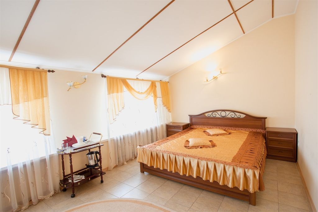 Четырёхместный номер стандарт 1 категории, №16