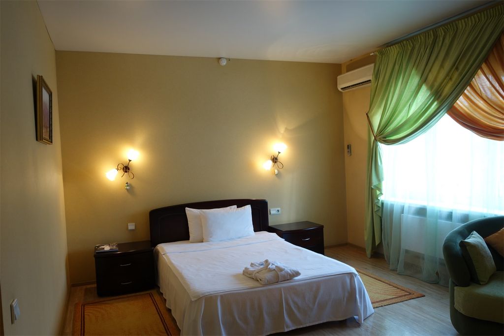 Двухместный номер с 1 кроватью "Стандарт +" №3