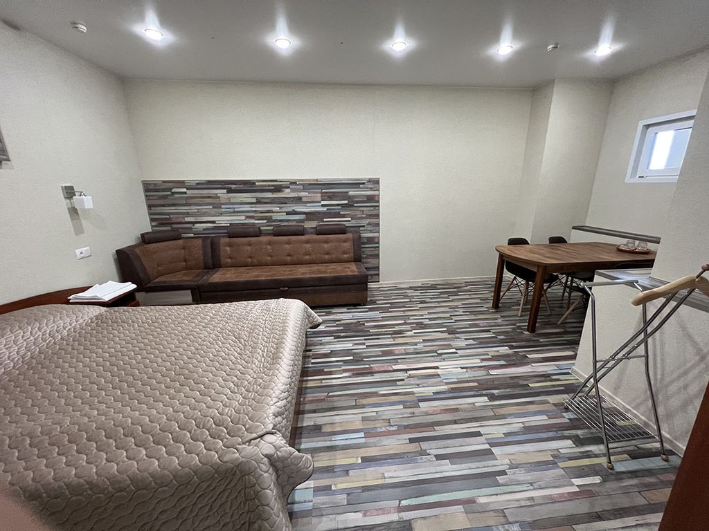 Четырёхместный номер с двумя доп. местами