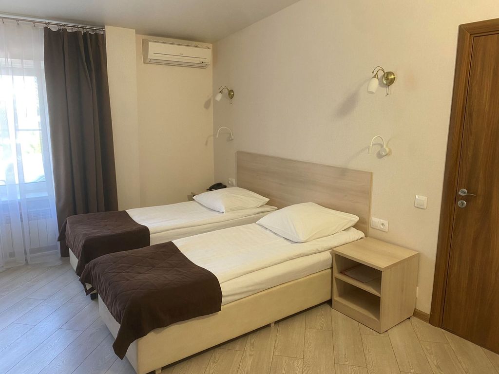 Двухместный номер с 2 отдельными кроватями стандарт