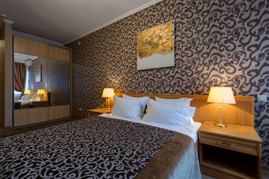 Двухместный номер с 1 кроватью улучшенный