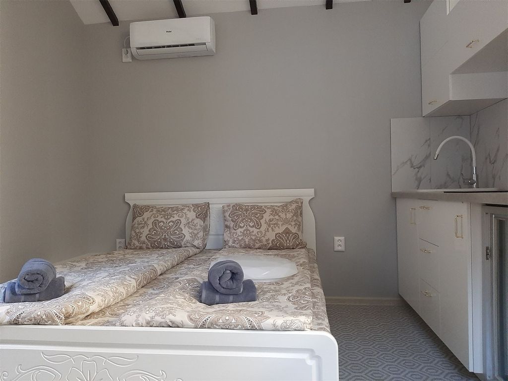 Дом двухместный номер (домик из деревянного сруба)