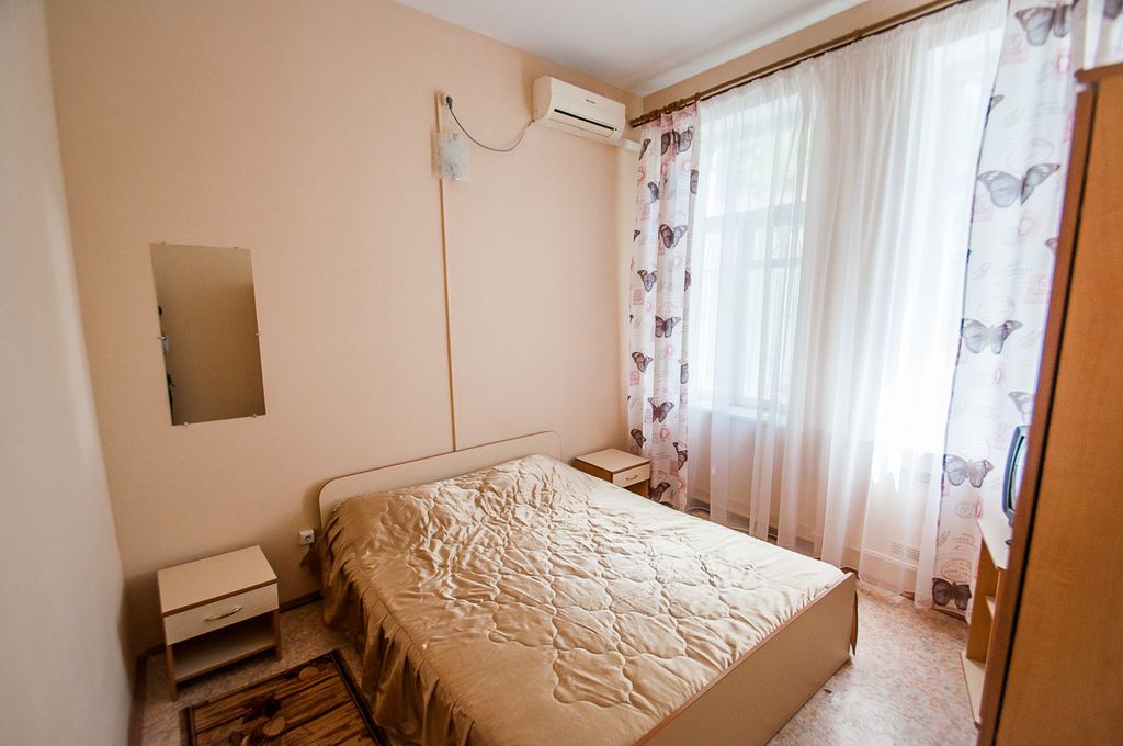 Двухместный номер с 1 кроватью в блоке