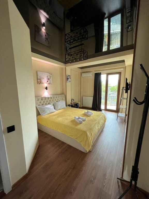 Апартаменты с балконом