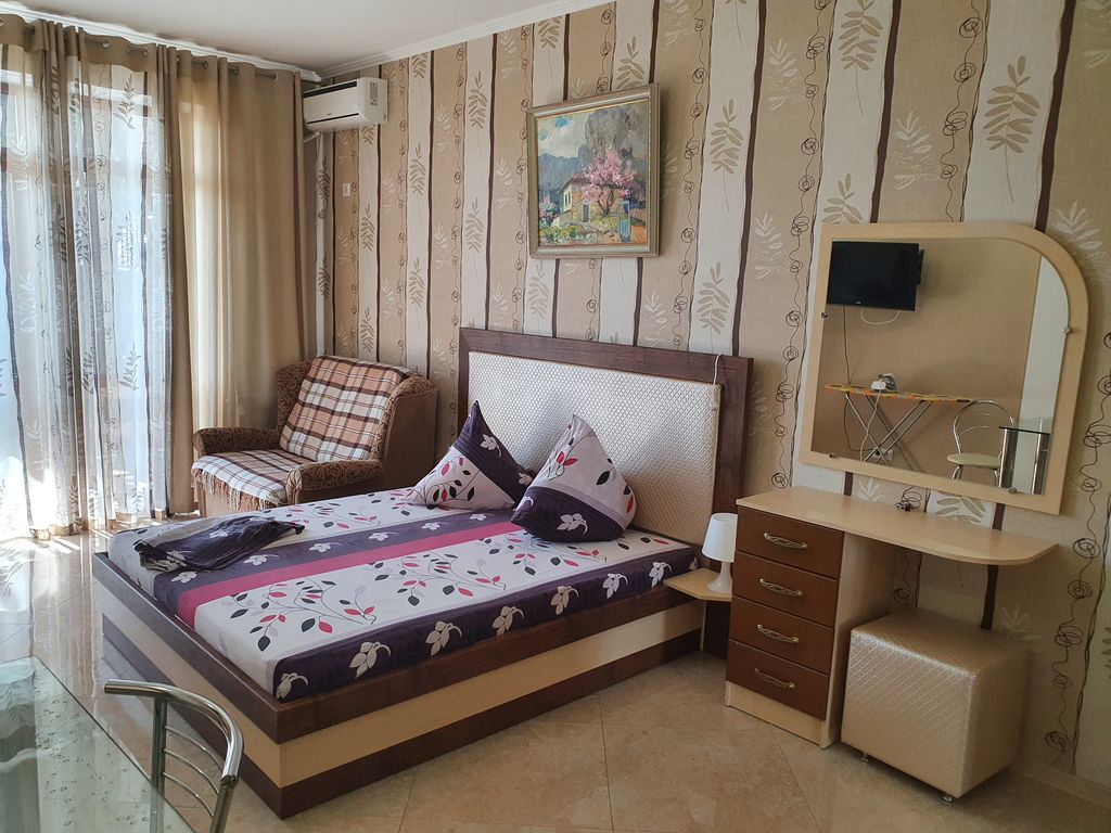 Четырёхместный номер люкс с видом на море