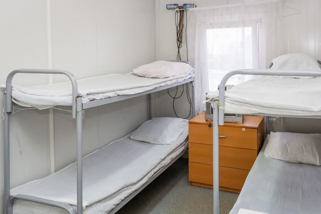 Многоместный женский номер эконом (душ/туалет общий)