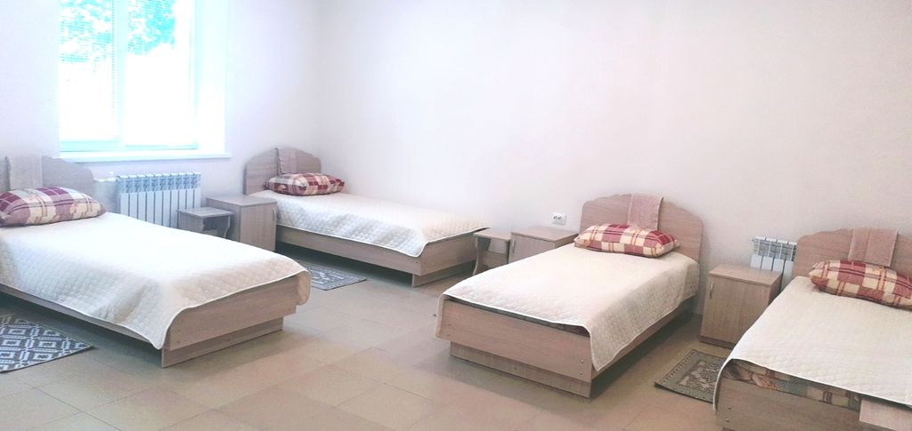 Многоместный смешанный номер эконом (душ/туалет общий)