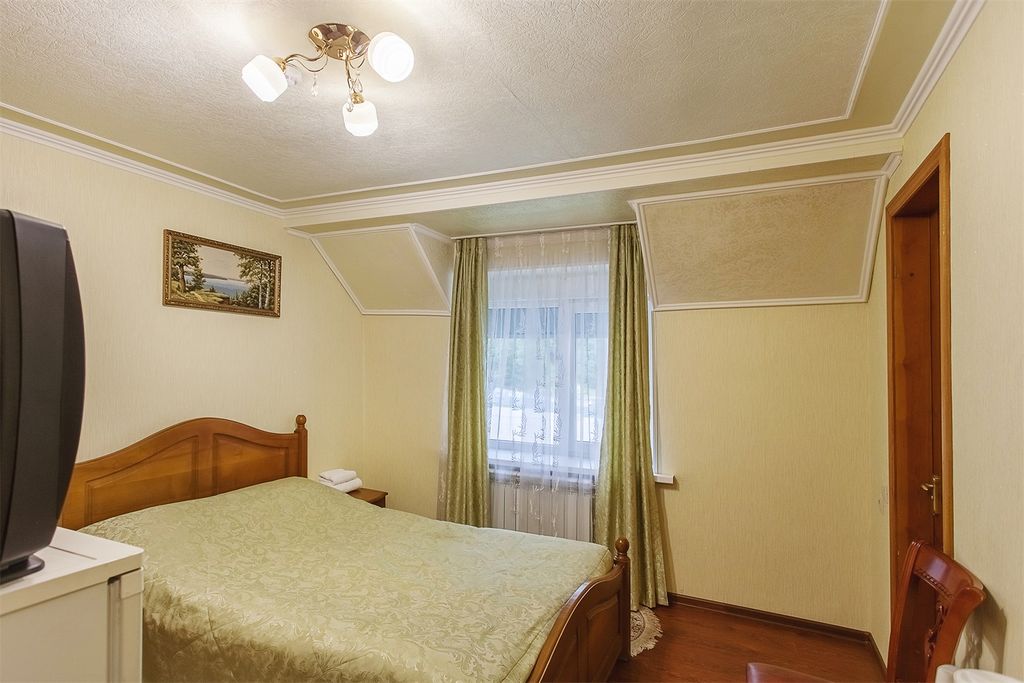 Двухместный номер с 1 кроватью в малом корпусе