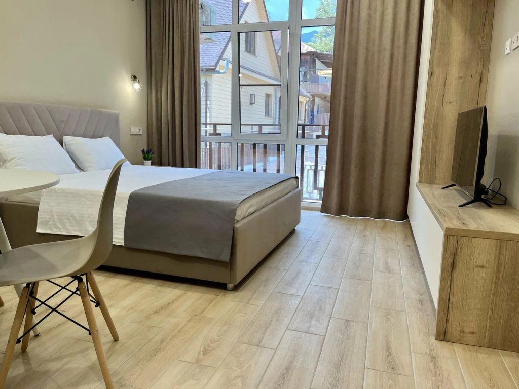 Апартаменты комфорт с балконом