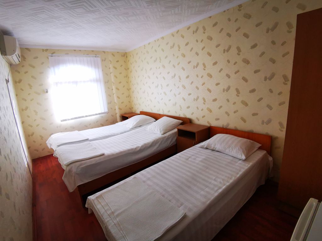 Трёхместный номер эконом