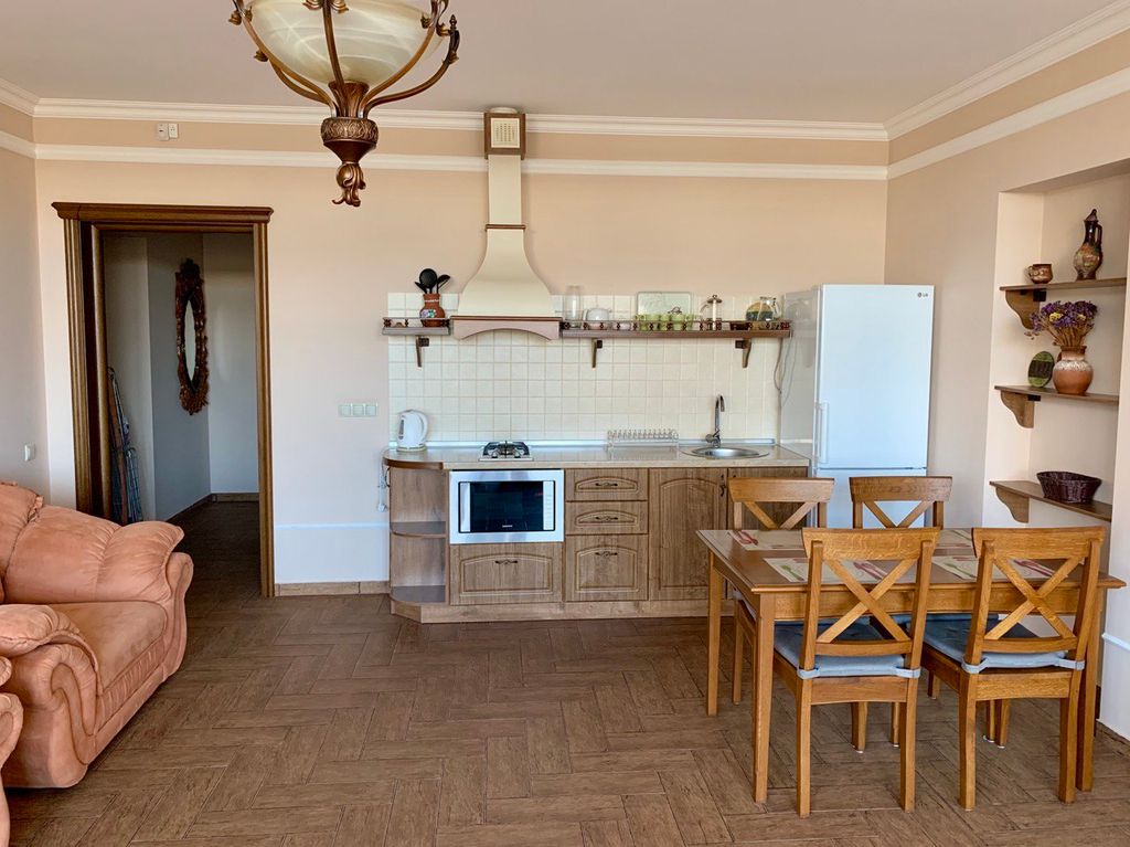 Апартаменты полулюкс 01