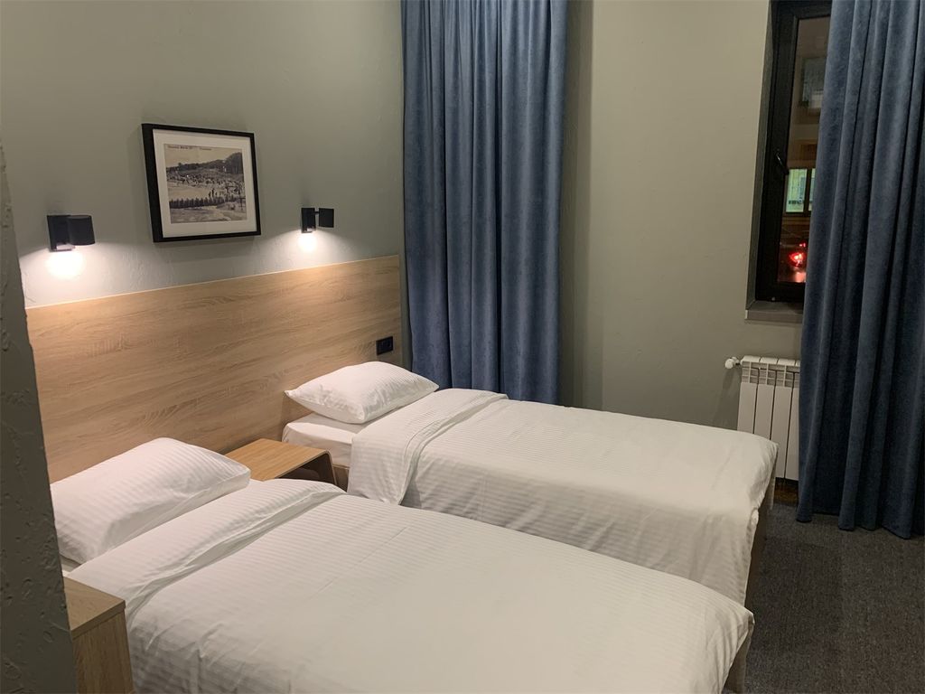 Трёхместный номер стандарт-плюс