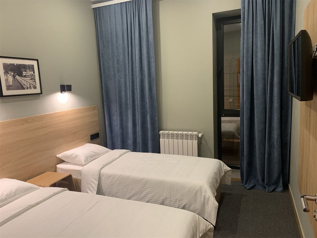 Трёхместный номер Стандарт-экстра плюс