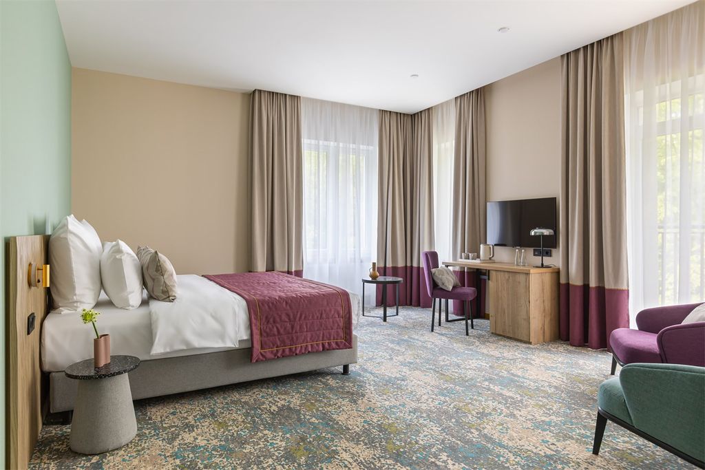 Двухместный номер с 1 кроватью стандарт улучшенный