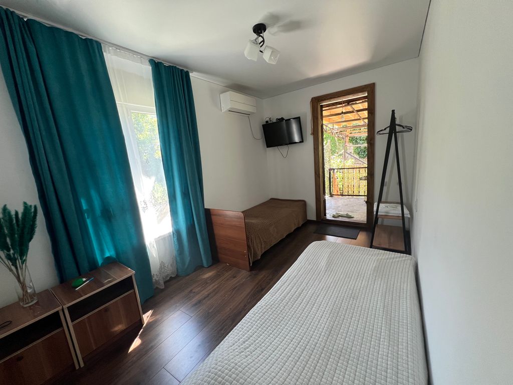 Двухместный номер с 2 отдельными кроватями стандарт с видом на горы