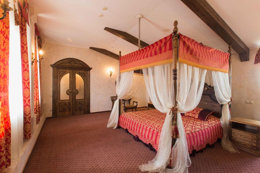 Двухместный номер с 1 кроватью Люкс 204